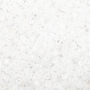 Perles Miyuki délicas 11/0 Transparent crystal DB-141