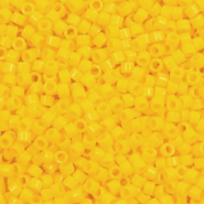 Perles Miyuki delicas 11/0 Opaque canary yellow DB-1132