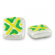 Perles acryliques carr&eacute; avec croix Perle-jaune-vert