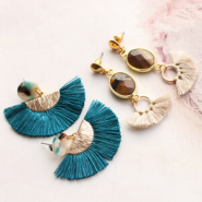 Sets d'inspiration Boucles d'oreilles à franges avec pompons colorés