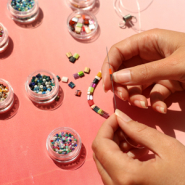 Sets d'inspiration Créez des bijoux colorés avec le mélange de perles miyuki édition limitée