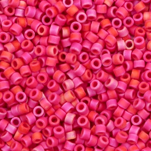 Perles Miyuki delicas 11/0 Opaque matte luster red DB-362