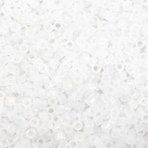 Perles Miyuki d&eacute;licas 11/0 Matte crystal DB-741