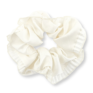 Elastique pour cheveux chouchou soyeux Blanc cass&eacute;