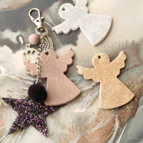 Magnifiques porte-cl&eacute;s en cuir DQ et en simili cuir avec anges et &eacute;toiles