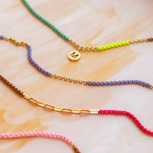 Laissez-vous inspirer et cr&eacute;ez avec le jaseron color&eacute;