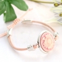 Les plus beaux bracelets avec cabochons en cam&eacute;e