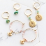 Des boucles d'oreilles minimalistes pour votre collection d'&eacute;t&eacute; !