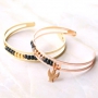 Cr&eacute;ez des bracelets festifs avec la nouvelle collection de m&eacute;tal DQ !