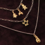 Lancez-vous dans un nouveau projet : des pendentifs en m&eacute;tal DQ et bois