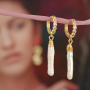Cr&eacute;ez les plus belles boucles d'oreilles tendance avec des breloques en laiton !
