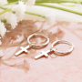 Comment confectionner les boucles d&rsquo;oreilles et les bracelets les plus originaux avec des breloques et des appr&ecirc;ts en argent 925 :