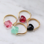 Confectionnez de superbes bracelets avec les nouvelles perles &agrave; facettes fashion :