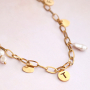Voici comment styliser les derniers bracelets et colliers &agrave; maillons : 