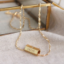 Concevez des bijoux avec des message beads C.U.S&reg; en acier inox et laiton