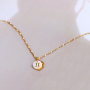 Ainsi vous cr&eacute;ez une collection de bijoux avec des pendentifs coquillage