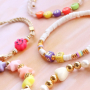 Comment faire des bracelets d&rsquo;&eacute;t&eacute; et des lani&egrave;res de t&eacute;l&eacute;phone