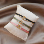 Combinez des bracelets pr&ecirc;ts-&agrave;-porter avec vos collections