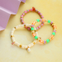 Cr&eacute;ation de bracelets avec perles en polym&egrave;re acidul&eacute;es