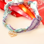 Cr&eacute;ez des colliers et bracelets color&eacute;s avec des bandanas !