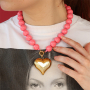 Laissez-vous inspirer par les colliers en perles acryliques BY31&reg;